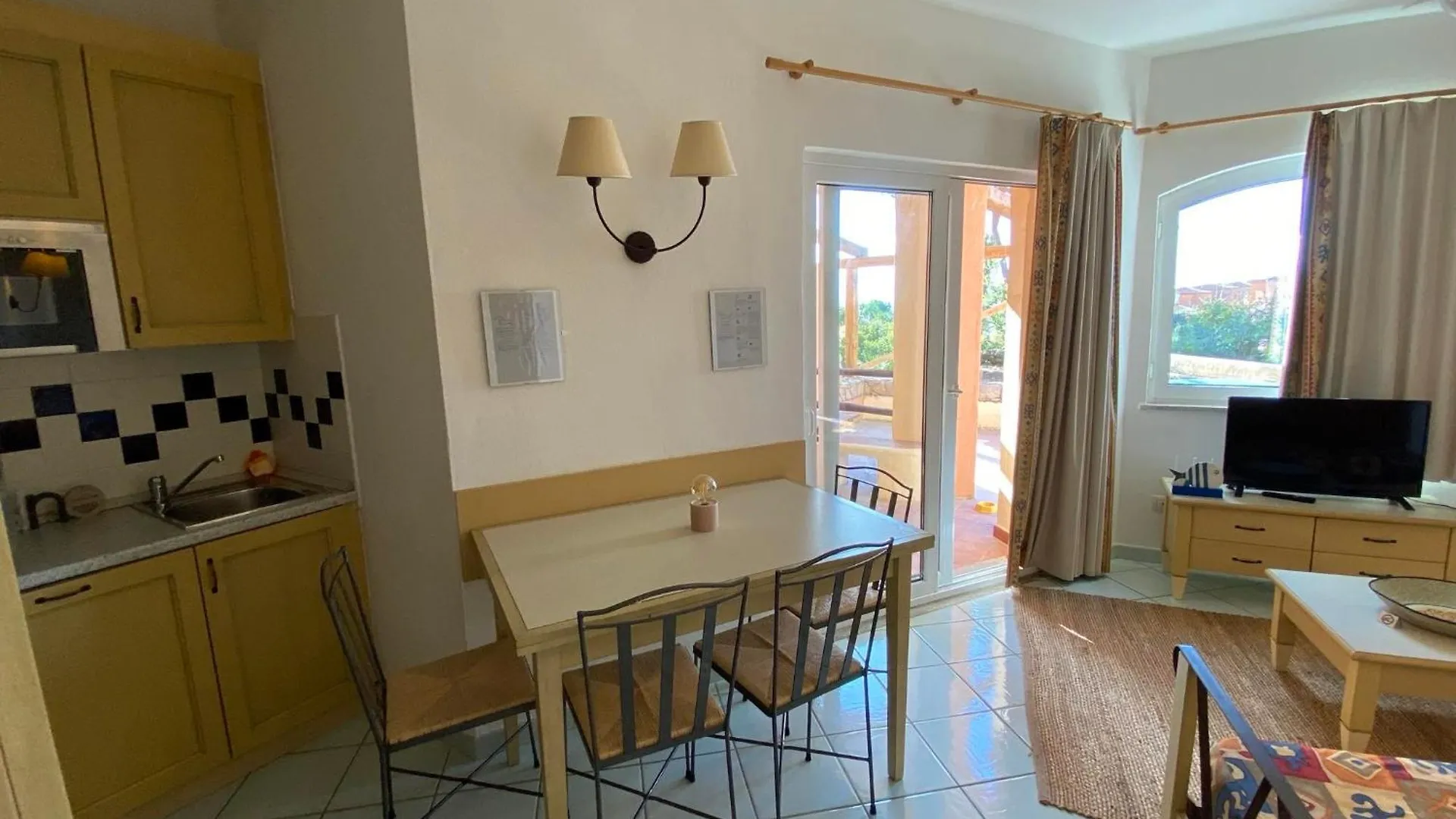 Villetta A Schiera In Paradiso ايزولا روسا إيطاليا